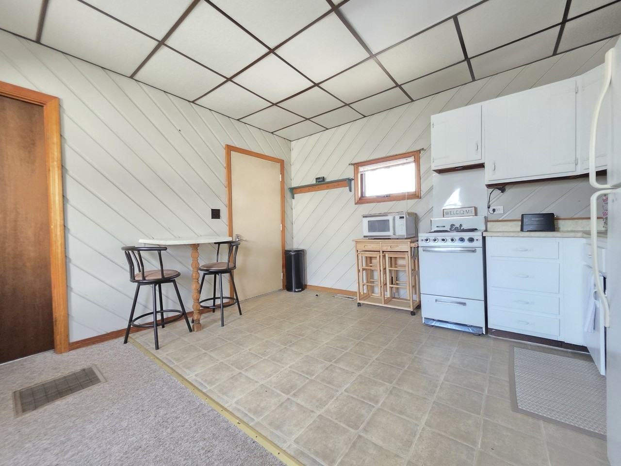 82 Fourth Street - Photo 2 of 18