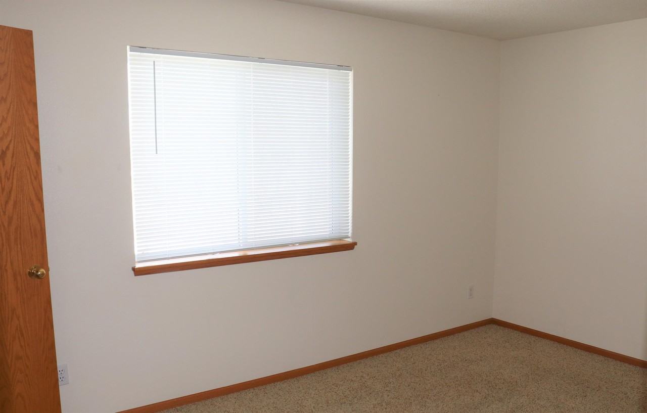 3507 Queen Dr - Photo 5 of 21