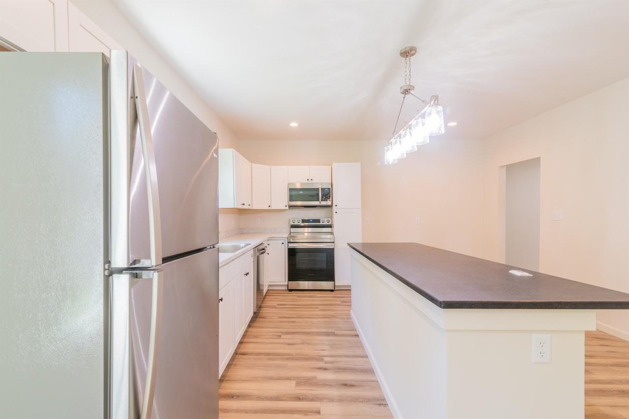 506 East Marion Street - Photo 5 of 19