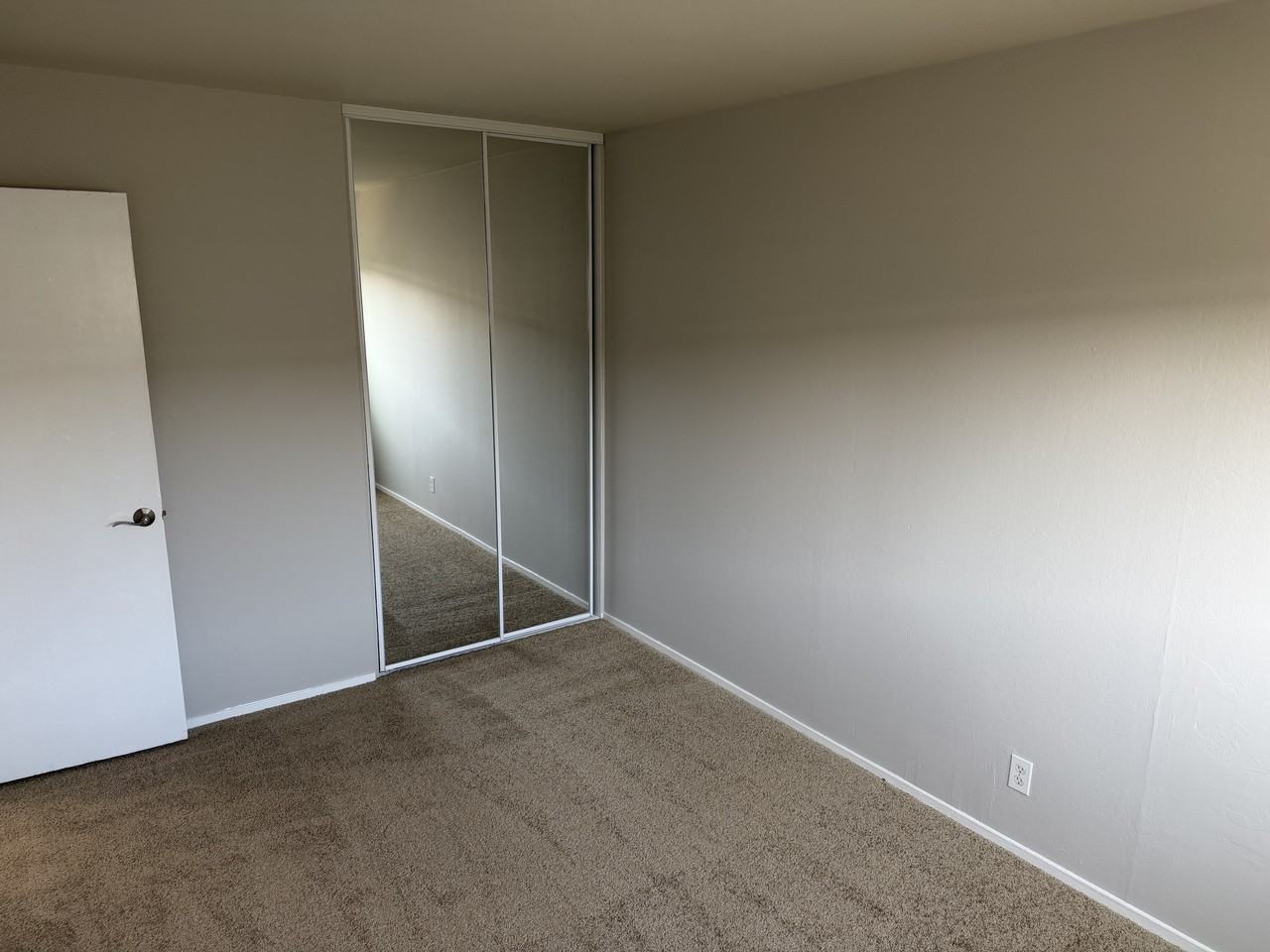 1312-1318 Leafwood - Photo 4 of 13