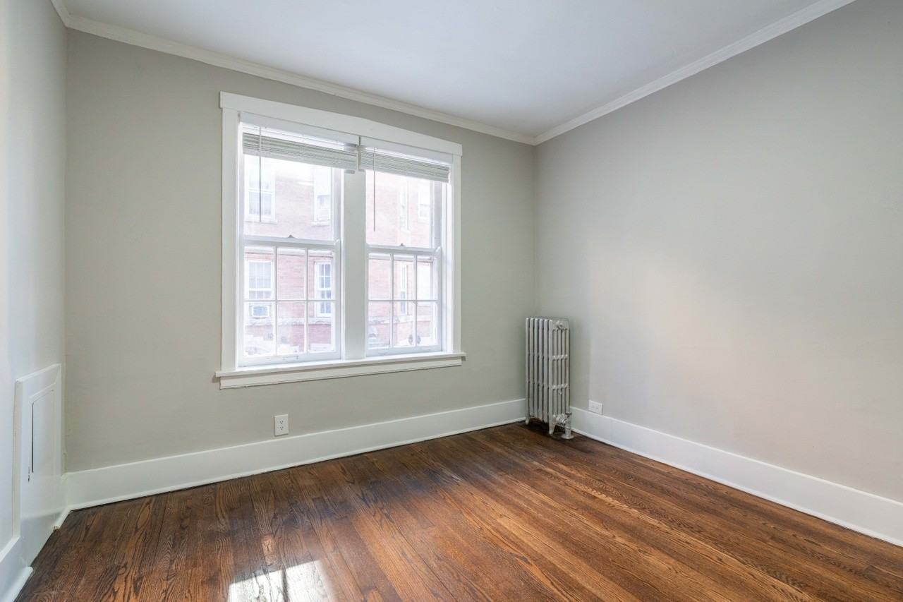 7405-7413 N Damen Ave - Photo 5 of 9