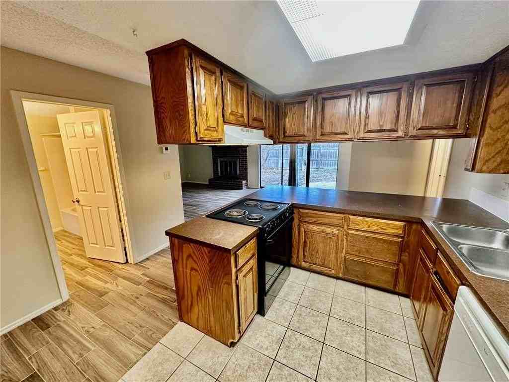 3507 W Beechwood Dr - Photo 6 of 21