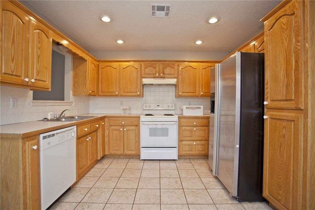 3803 Sw Mason Rd - Photo 5 of 17