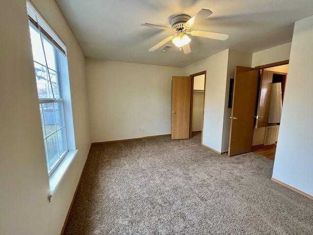 417 N Pleasant St #202 - Photo 6 of 8