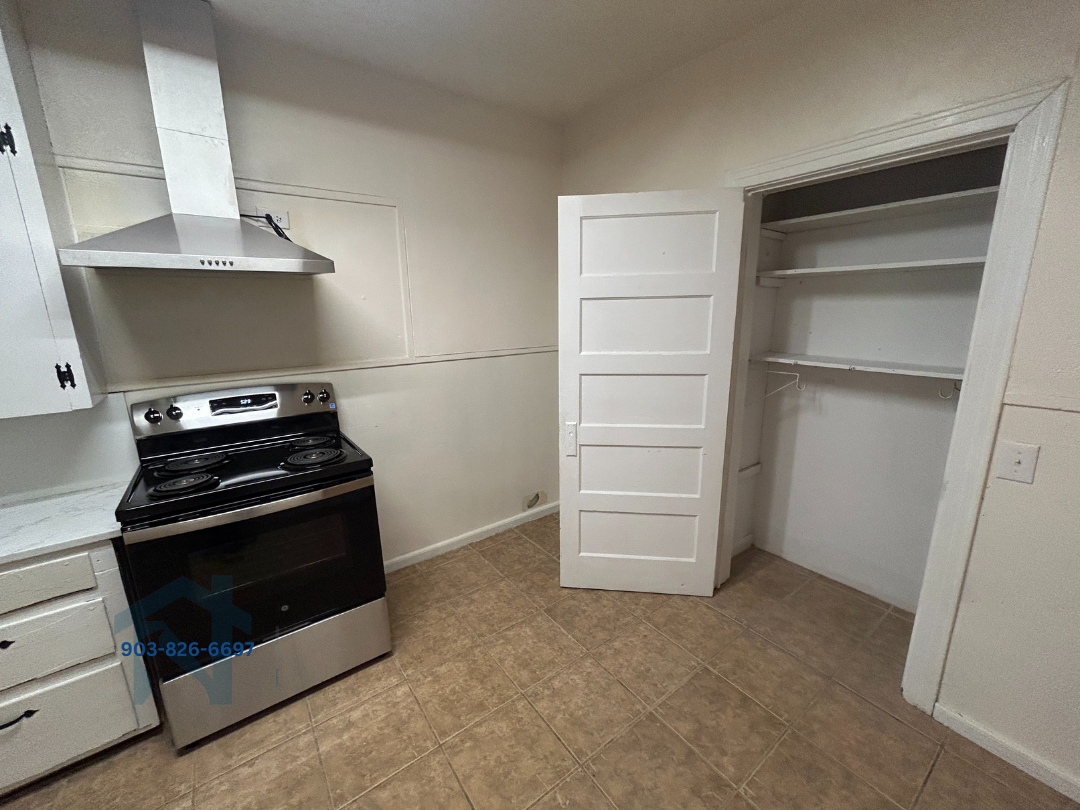 524 Piermont Drive - Photo 2 of 12