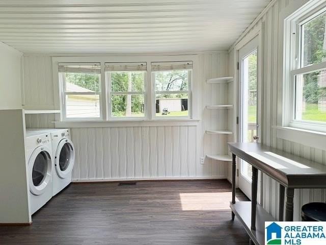 2124 Lester Ln - Photo 4 of 19