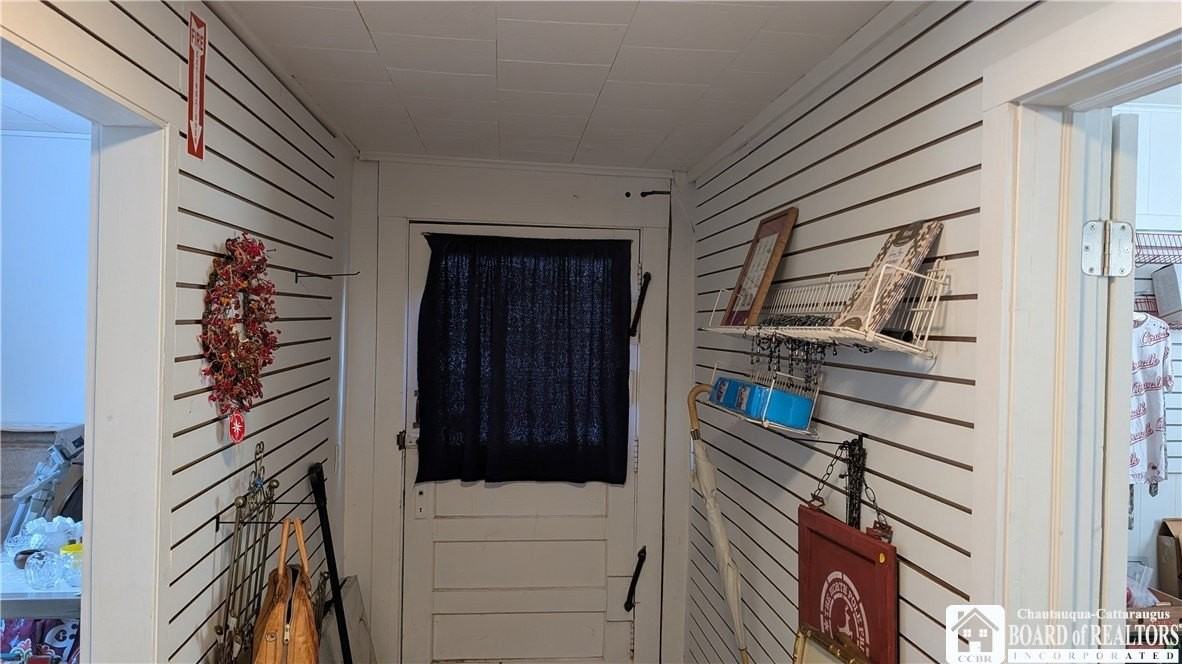 44 E Main St - Photo 7 of 9