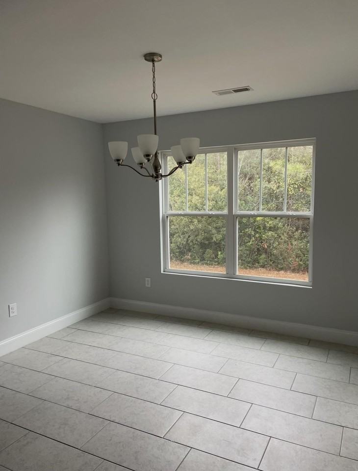 947 Cygnet Dr - Photo 7 of 8