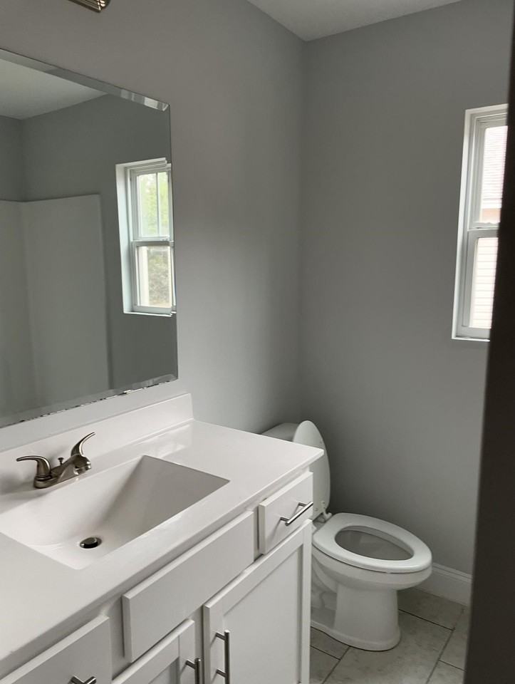 205 Fishburn Dr - Photo 4 of 9