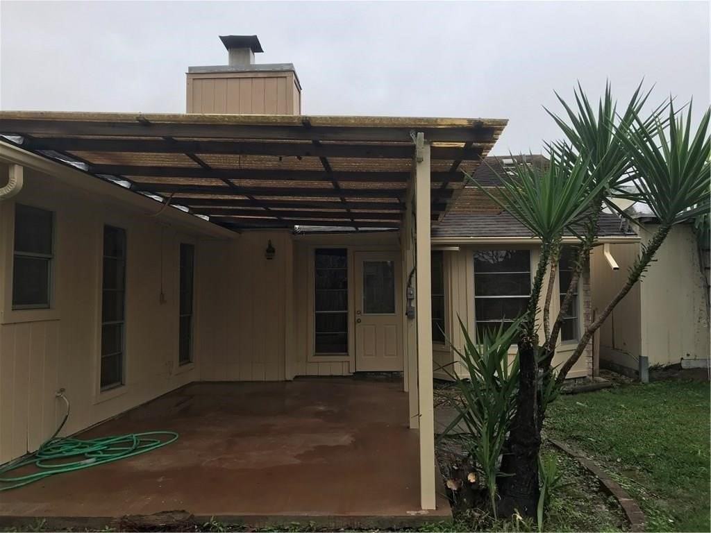 6754 Heavens Gate Dr - Photo 3 of 4