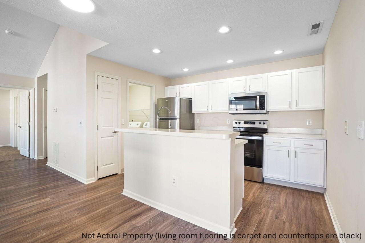 4947 Stratford Pine Ln - Photo 2 of 37