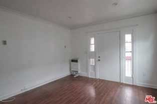 1056 W 42nd Pl - Photo 1 of 1