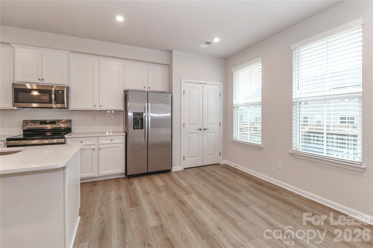 5038 Springarn Ct - Photo 2 of 47