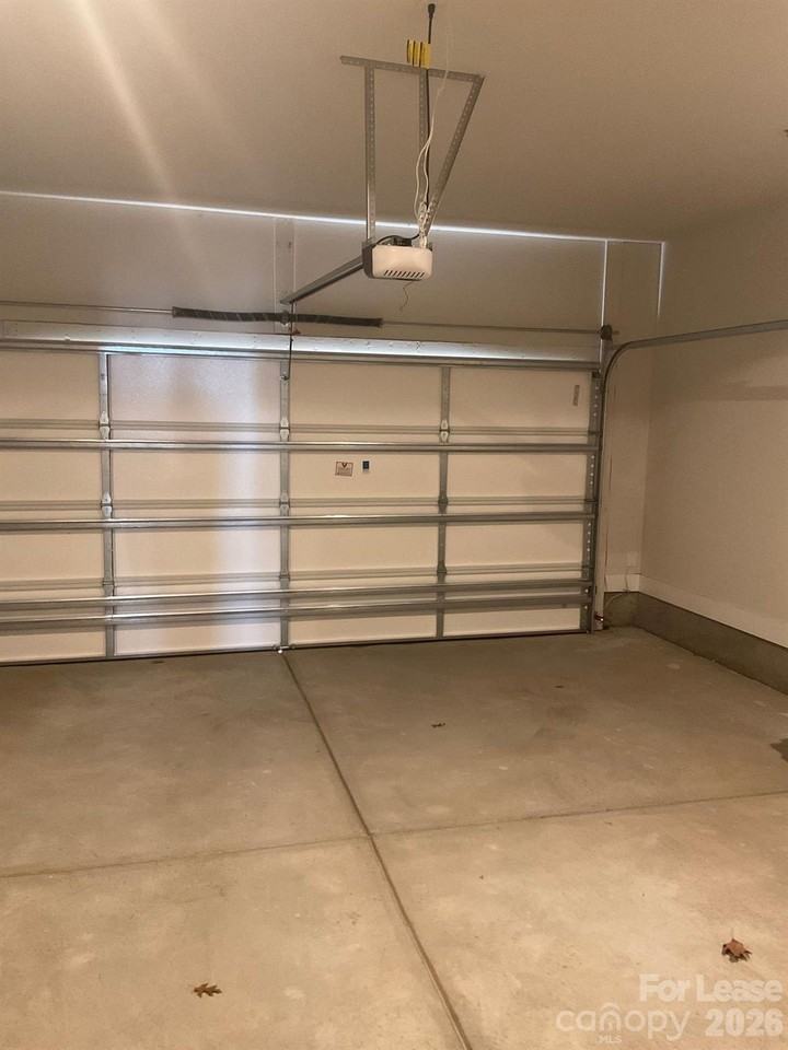 308 Ardmore Dr - Photo 4 of 14