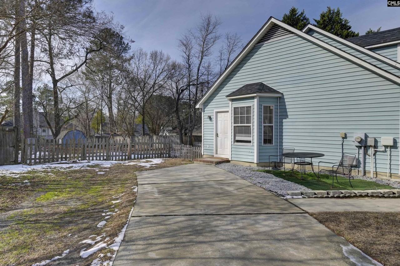 706 Birch Knot Ct - Photo 2 of 32