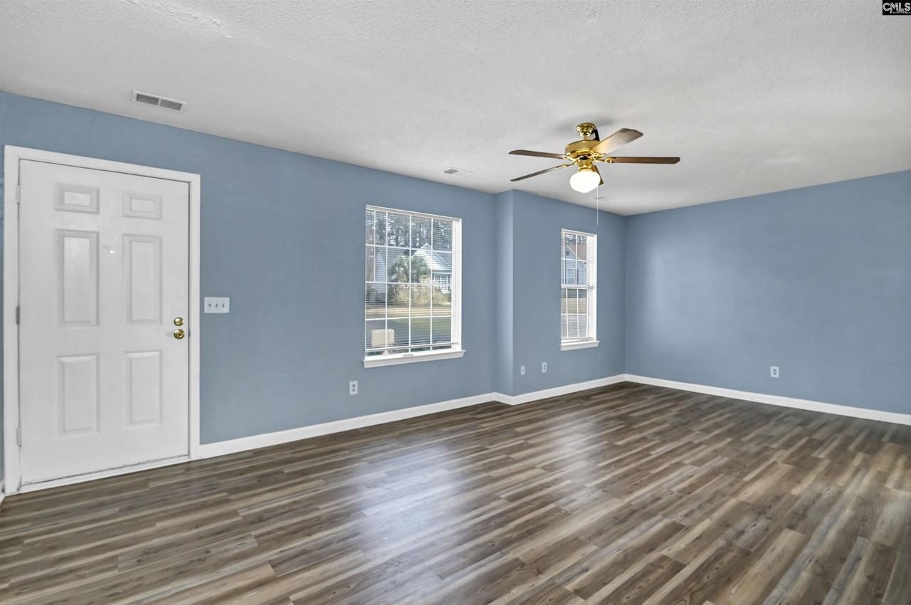 706 Birch Knot Ct - Photo 4 of 32