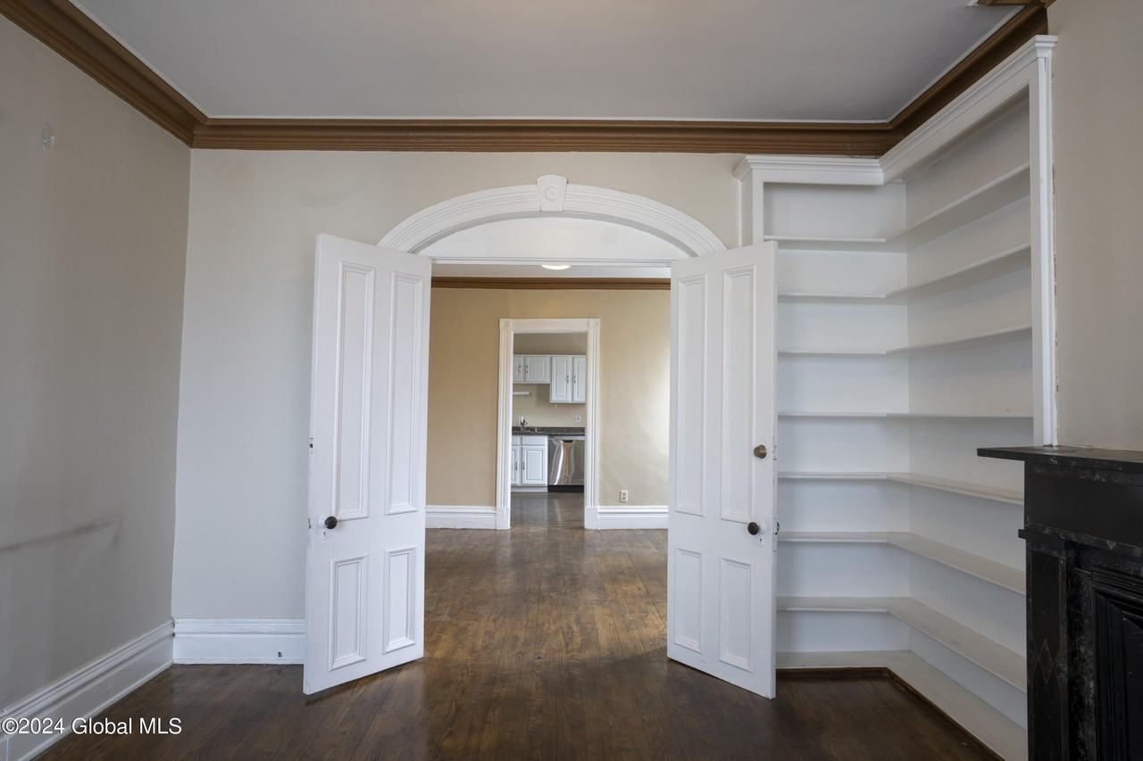 546 5th Ave Unit 2 #2 - Photo 4 of 11