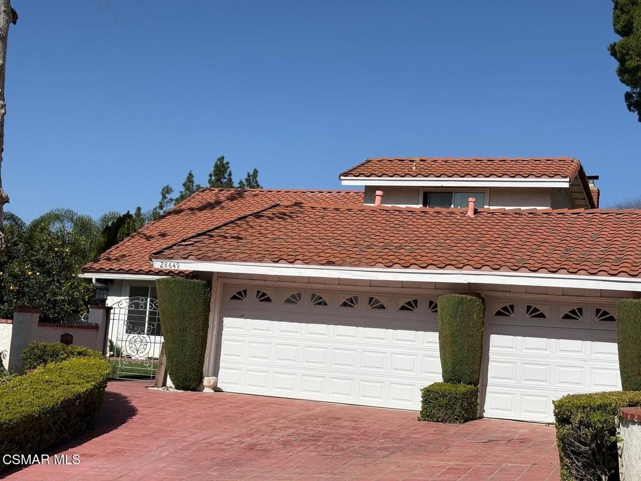 28649 Acacia Glen St - Photo 2 of 8