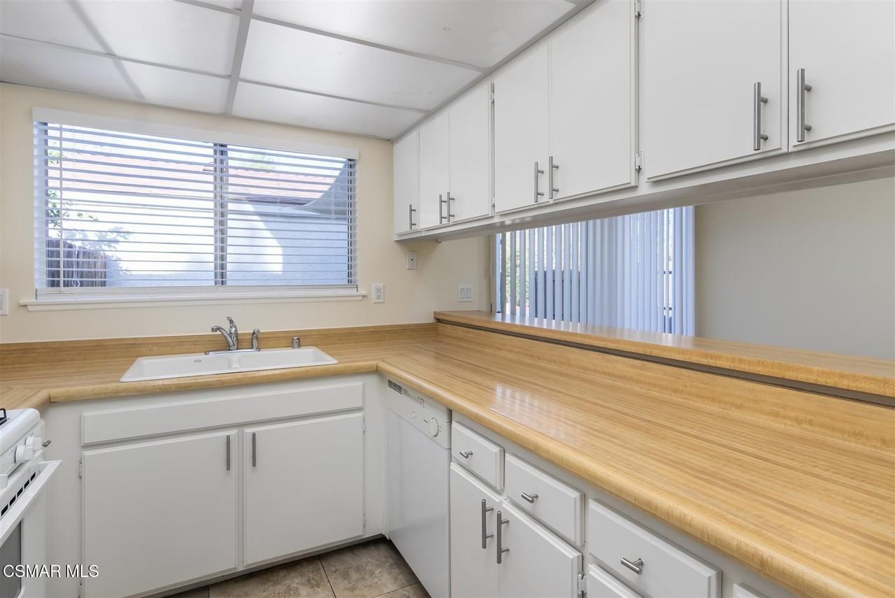 15175 Marquette St Unit D #D - Photo 7 of 21