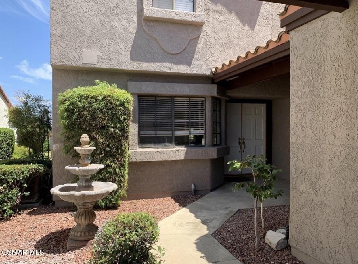 852 Congressional Rd - Photo 2 of 25