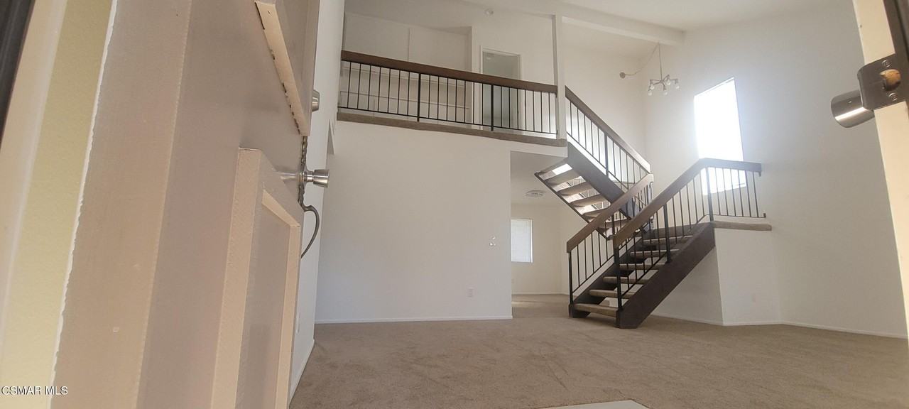 611 Calle Del Sur - Photo 3 of 40