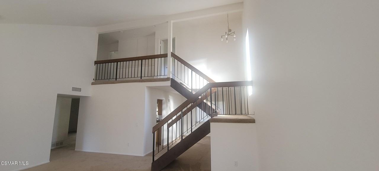 611 Calle Del Sur - Photo 5 of 40