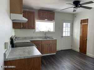 228 Walnut St - Photo 2 of 13