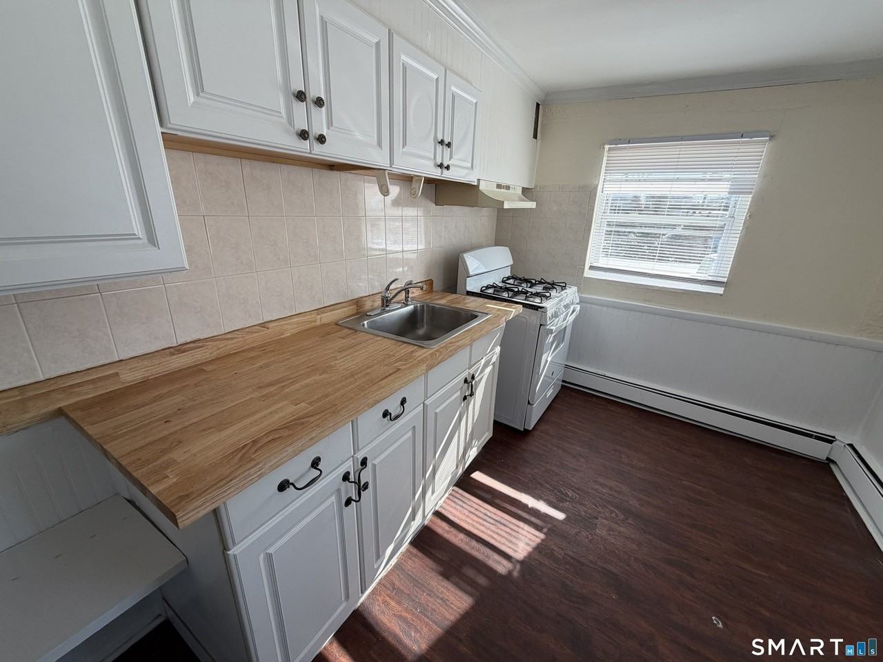 61 Van Zant St Apt 2 #2 - Photo 6 of 10