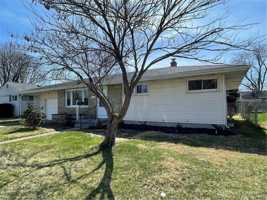 featured image of 572 Van Tress Dr