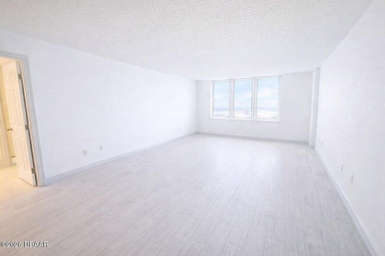 3043 S Atlantic Ave Apt 1605 #1605 - Photo 3 of 11