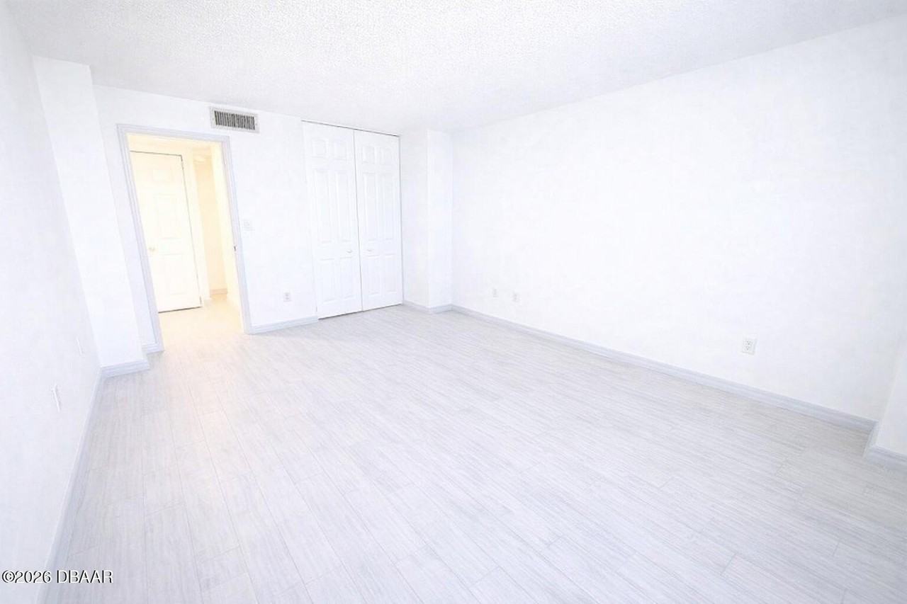 3043 S Atlantic Ave Apt 1605 #1605 - Photo 7 of 11