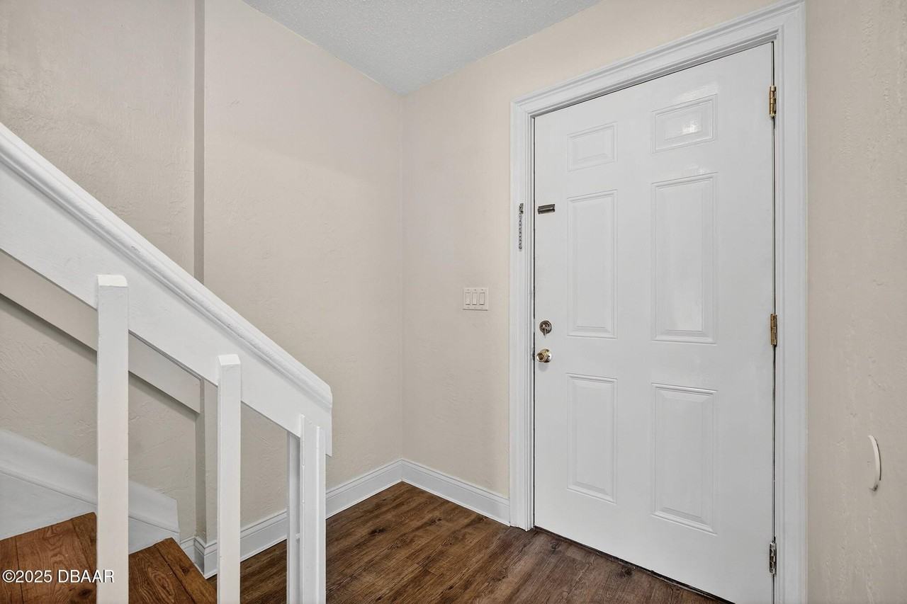 12 Glen Arbor Park - Photo 3 of 22