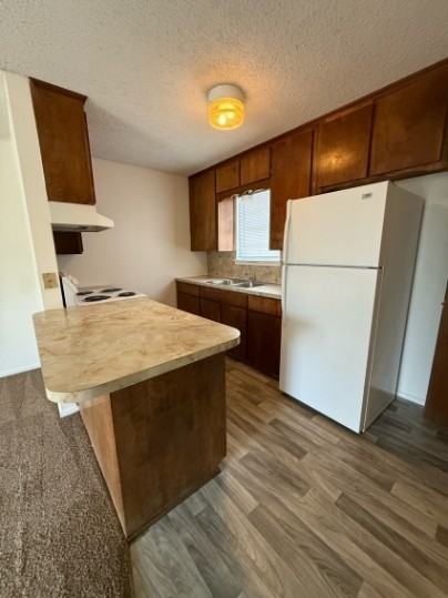 Regency - Photo 3 of 8