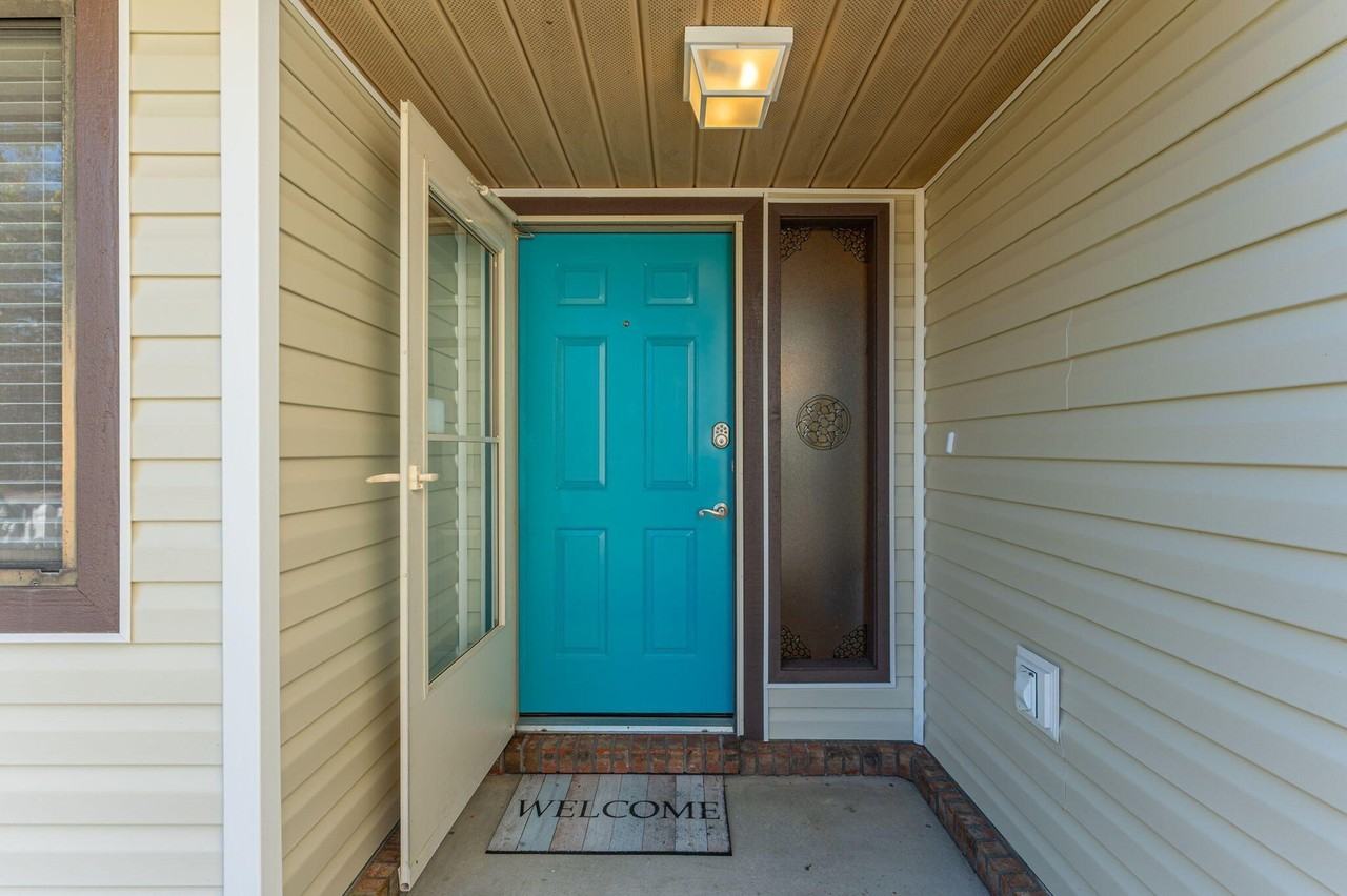 101 Cedar Ridge Way - Photo 4 of 33