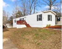 204 Fleetwood Dr - Photo 1 of 1