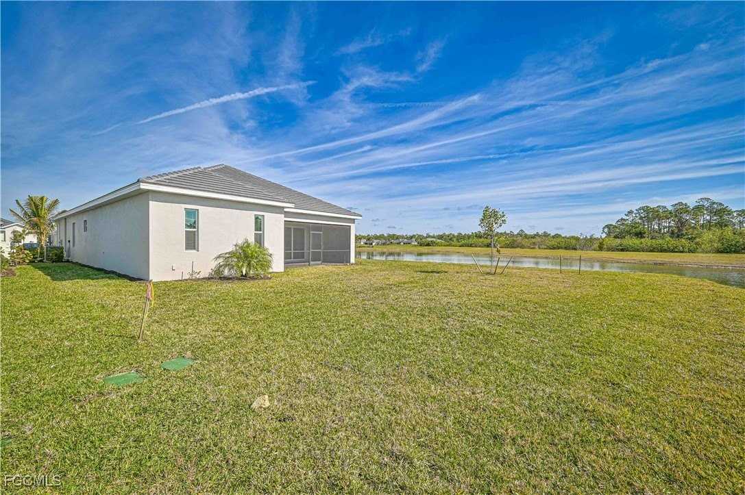 25345 Bonsai Ct - Photo 2 of 40