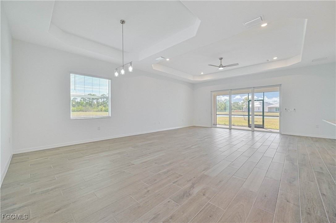 25345 Bonsai Ct - Photo 5 of 40