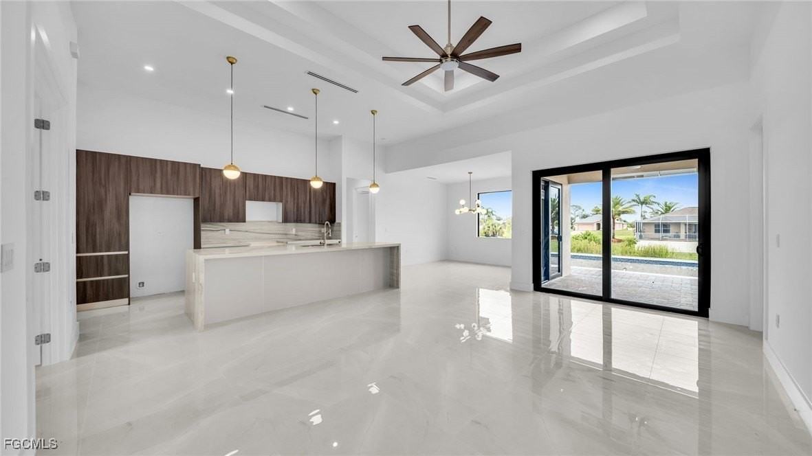 1717 Nw 2nd St - Photo 5 of 50