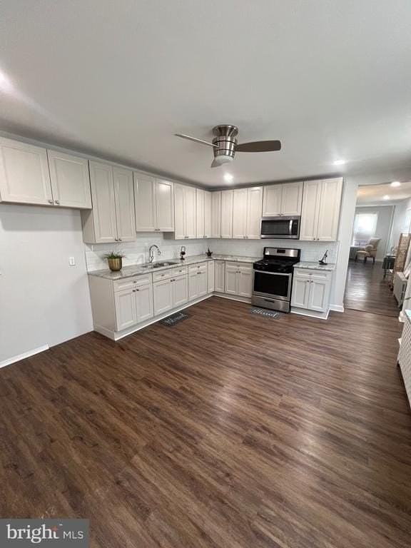 1731 W 6th St - Photo 7 of 28