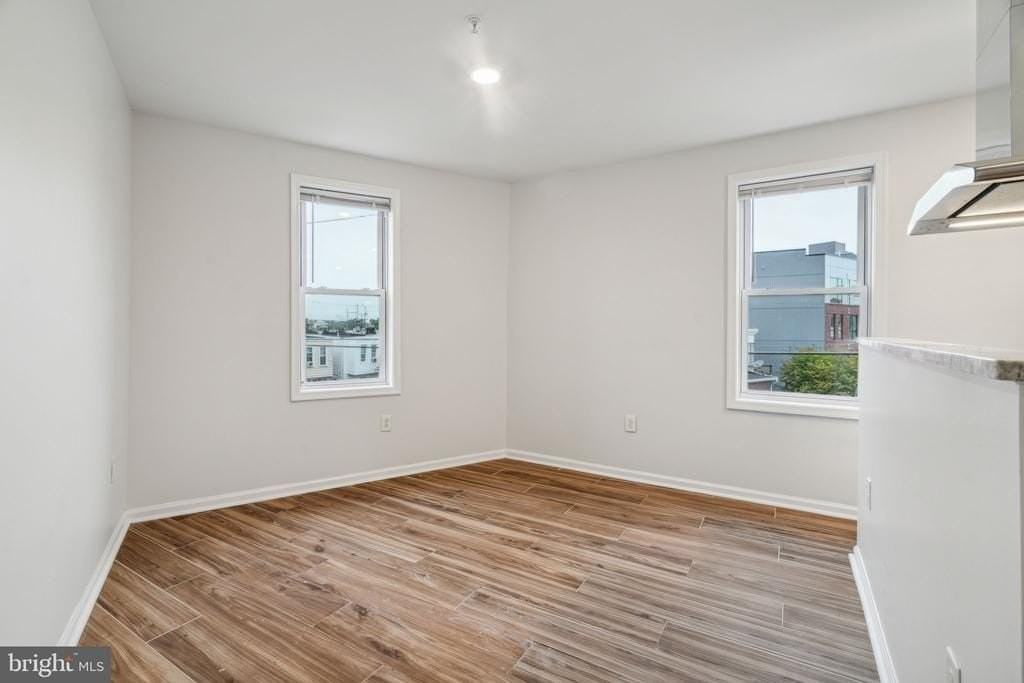 1701 Point Breeze Ave #2 - Photo 5 of 21