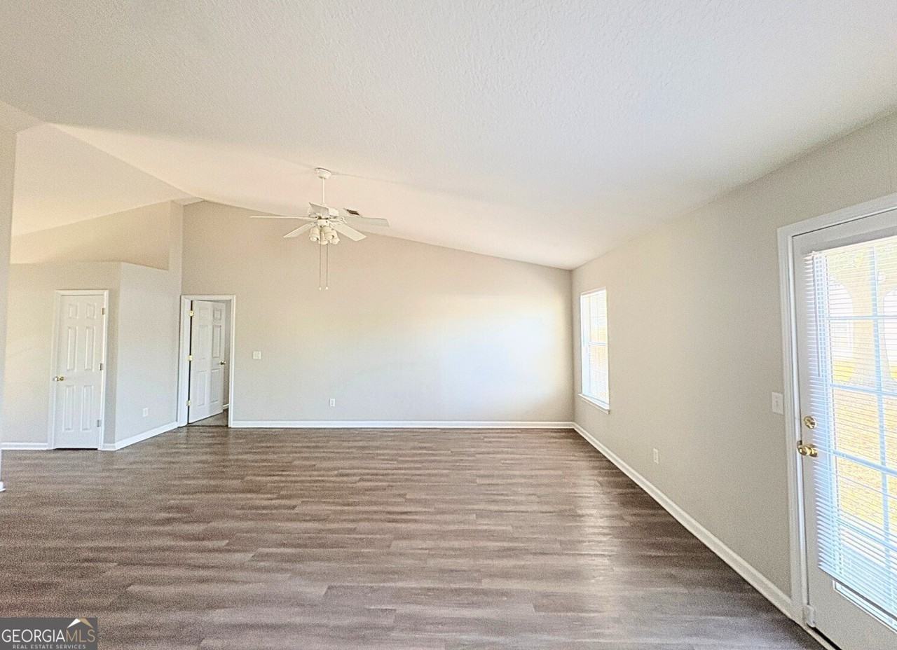 102 Natures Bounty Trl - Photo 4 of 26