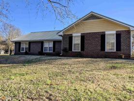 137 Hilo Rd - Photo 1 of 1