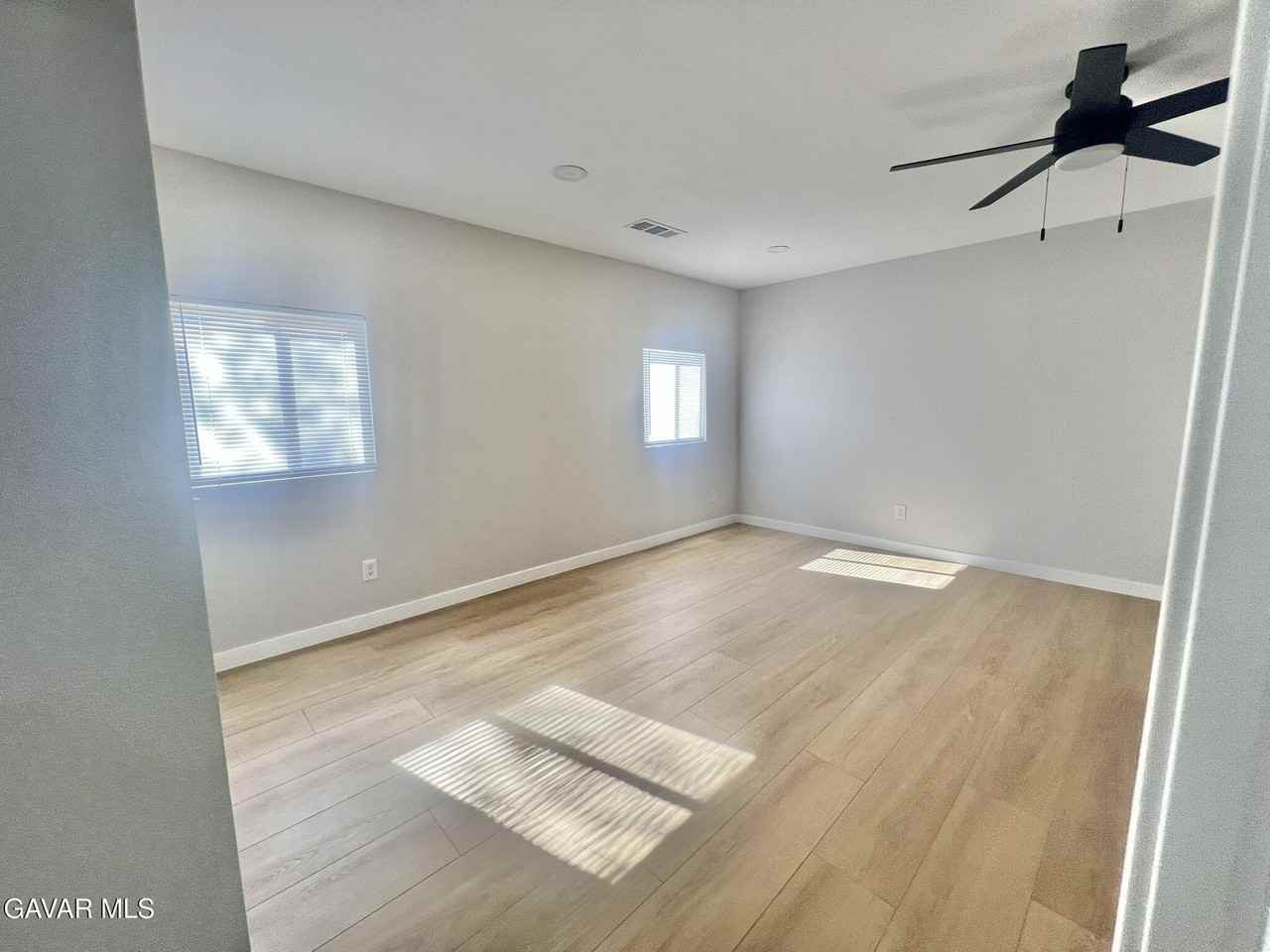 35236 82nd St E - Photo 2 of 17