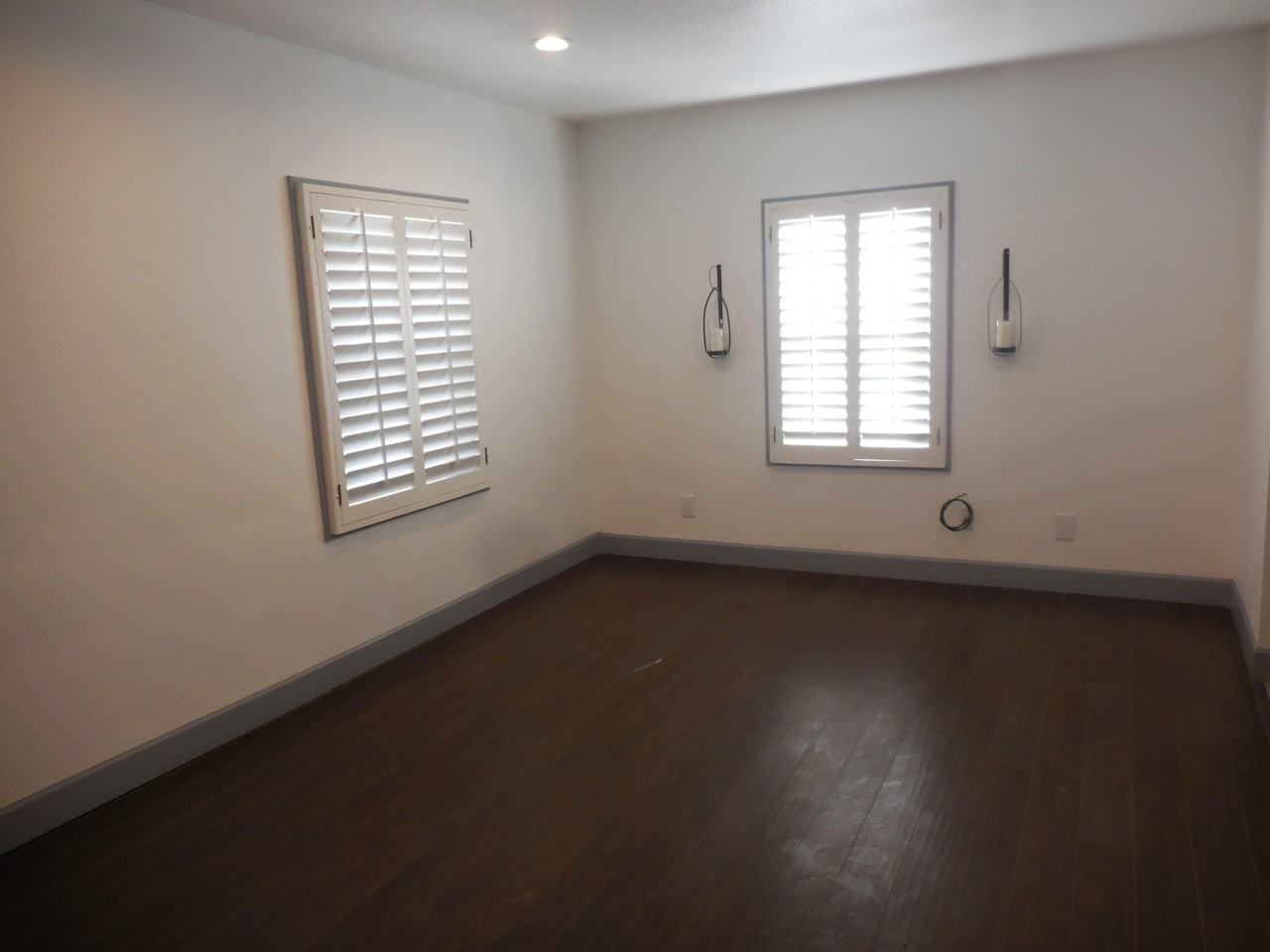 3704 Bliss Ave - Photo 3 of 20