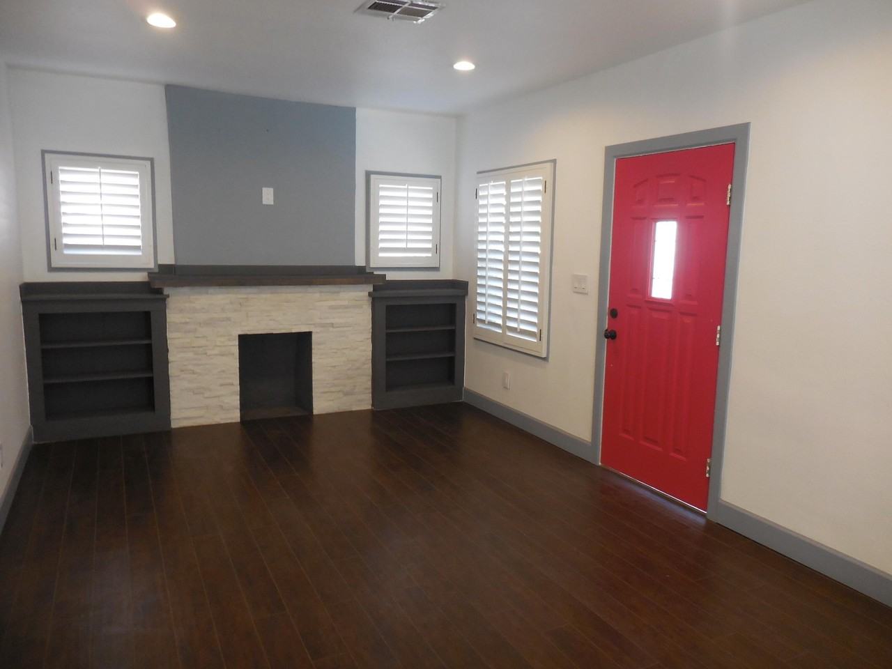 3704 Bliss Ave - Photo 4 of 20