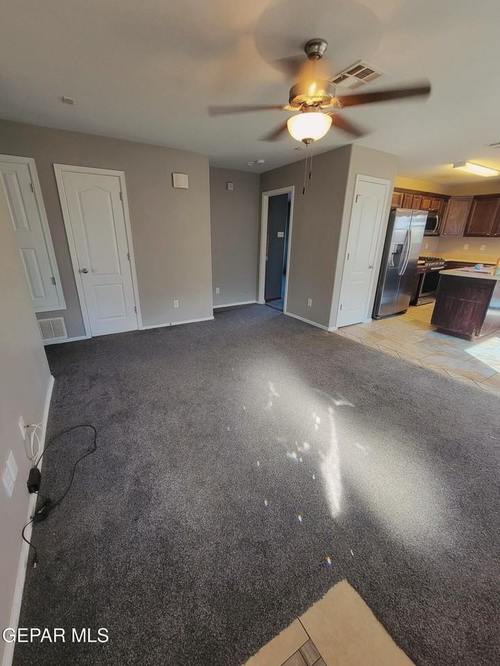 2404 Escape Point St - Photo 5 of 27