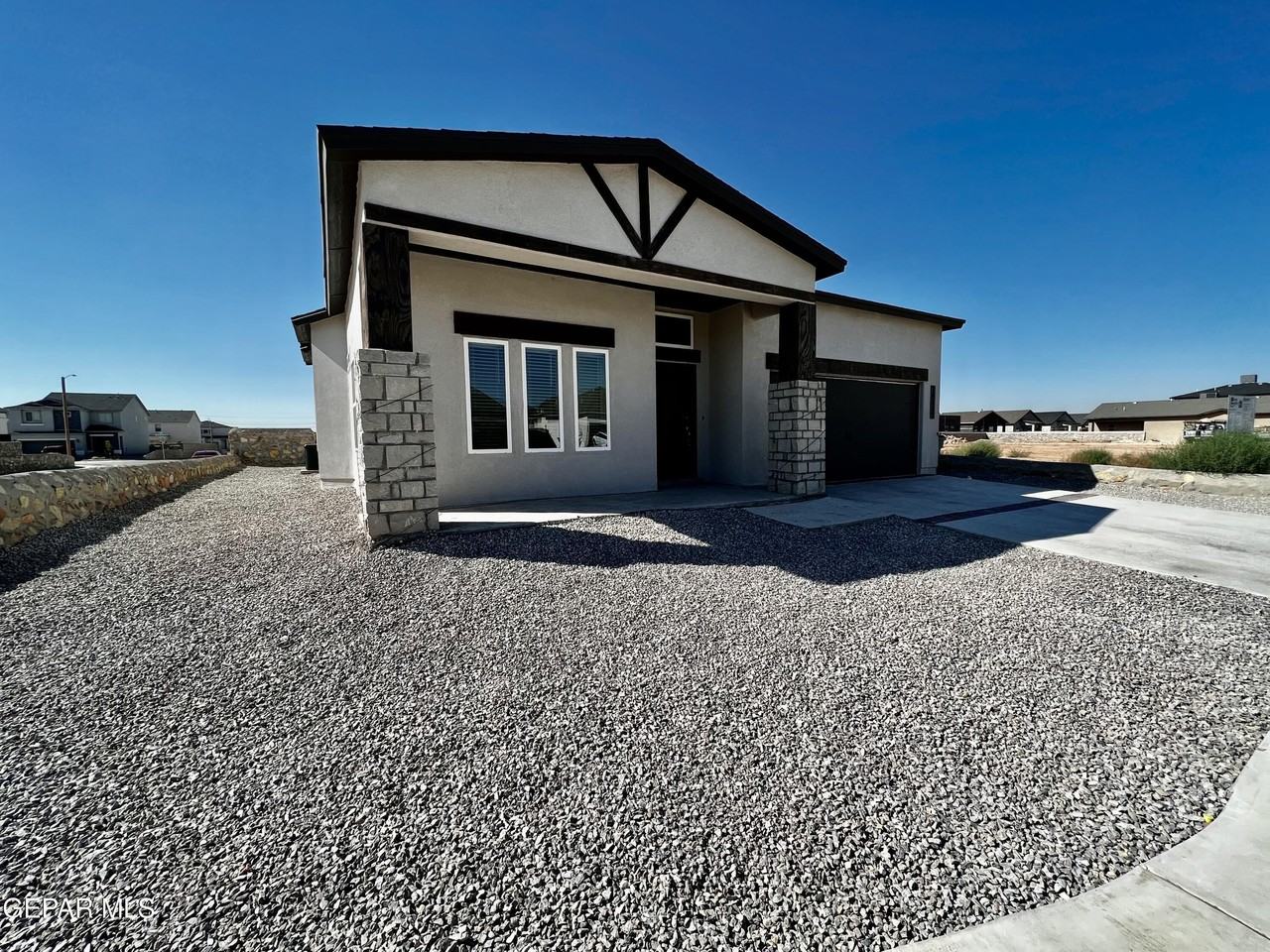 14852 Mike A Mendoza Ave - Photo 2 of 50