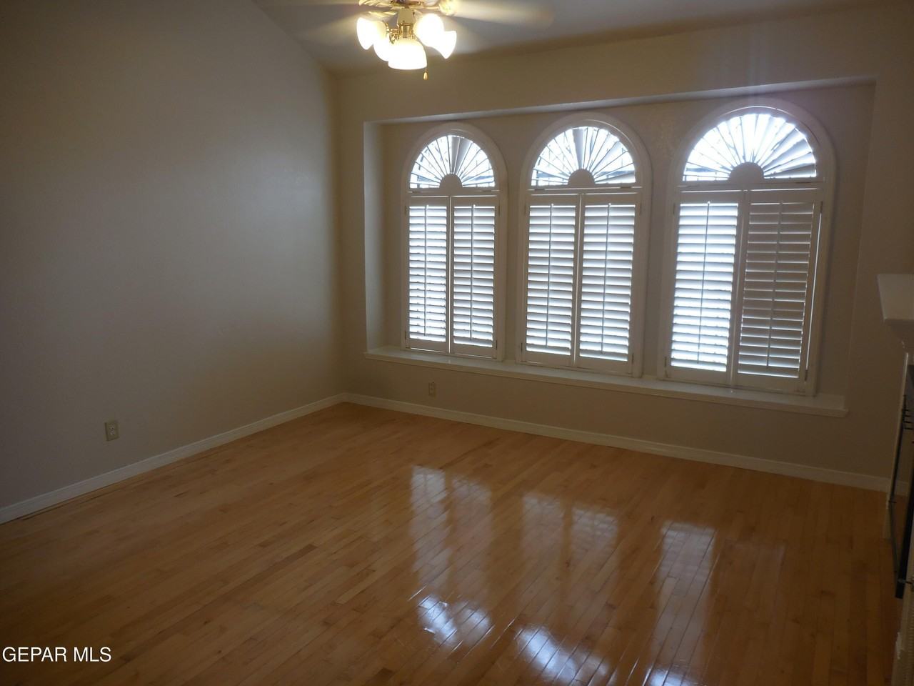 11901 Van Gogh Dr - Photo 7 of 28