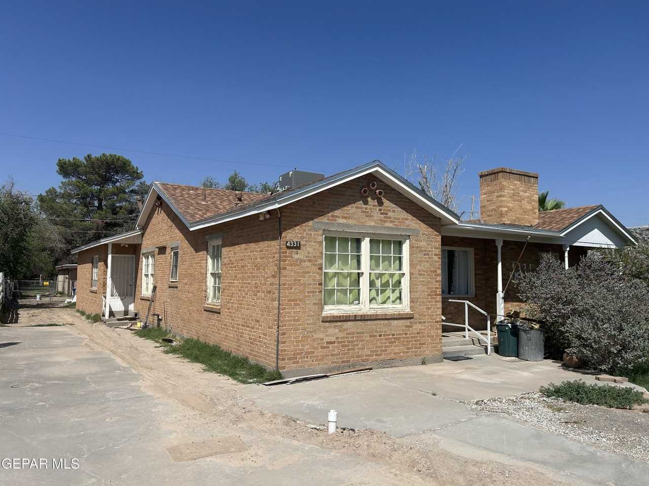 4331 Emory Rd - Photo 3 of 31