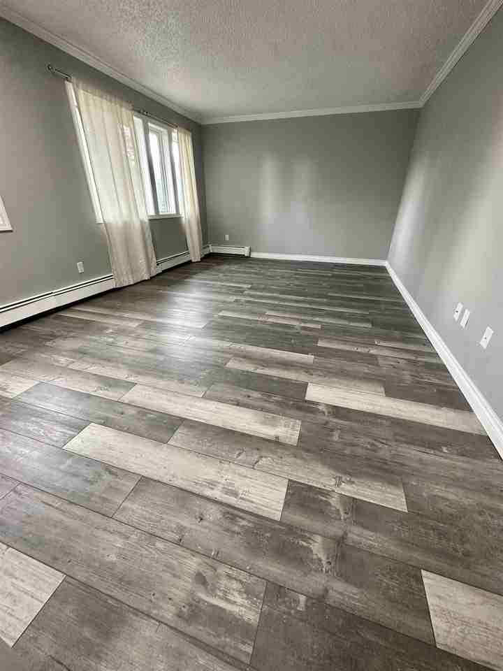102 B St #11 - Photo 3 of 12